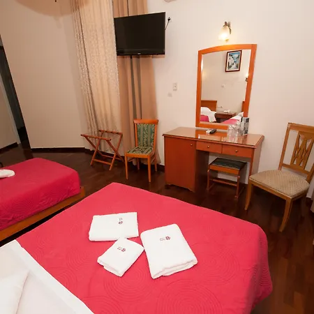 Cecil Hotel